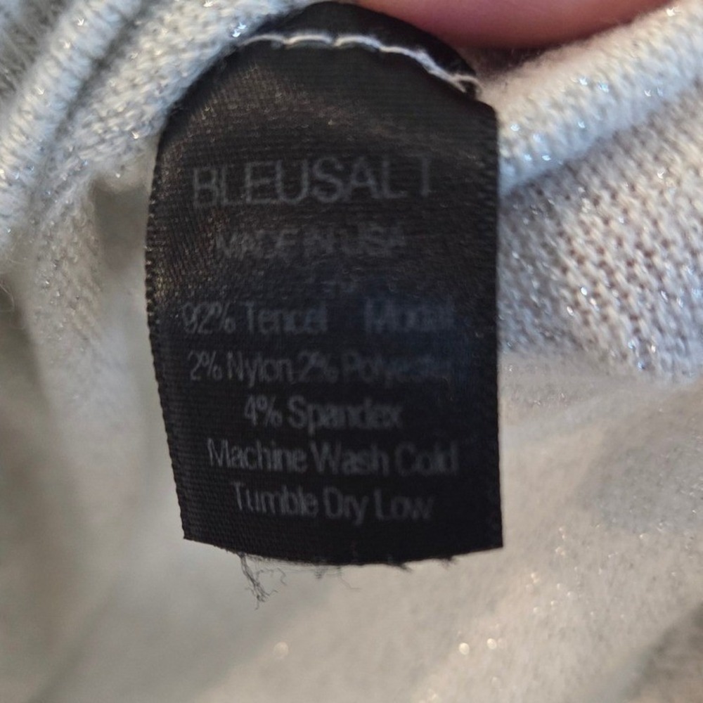 Bleusalt The Malibu Hoodie Cropped Shimmer Tencel White Coastal Size 3 - Picture 4 of 10